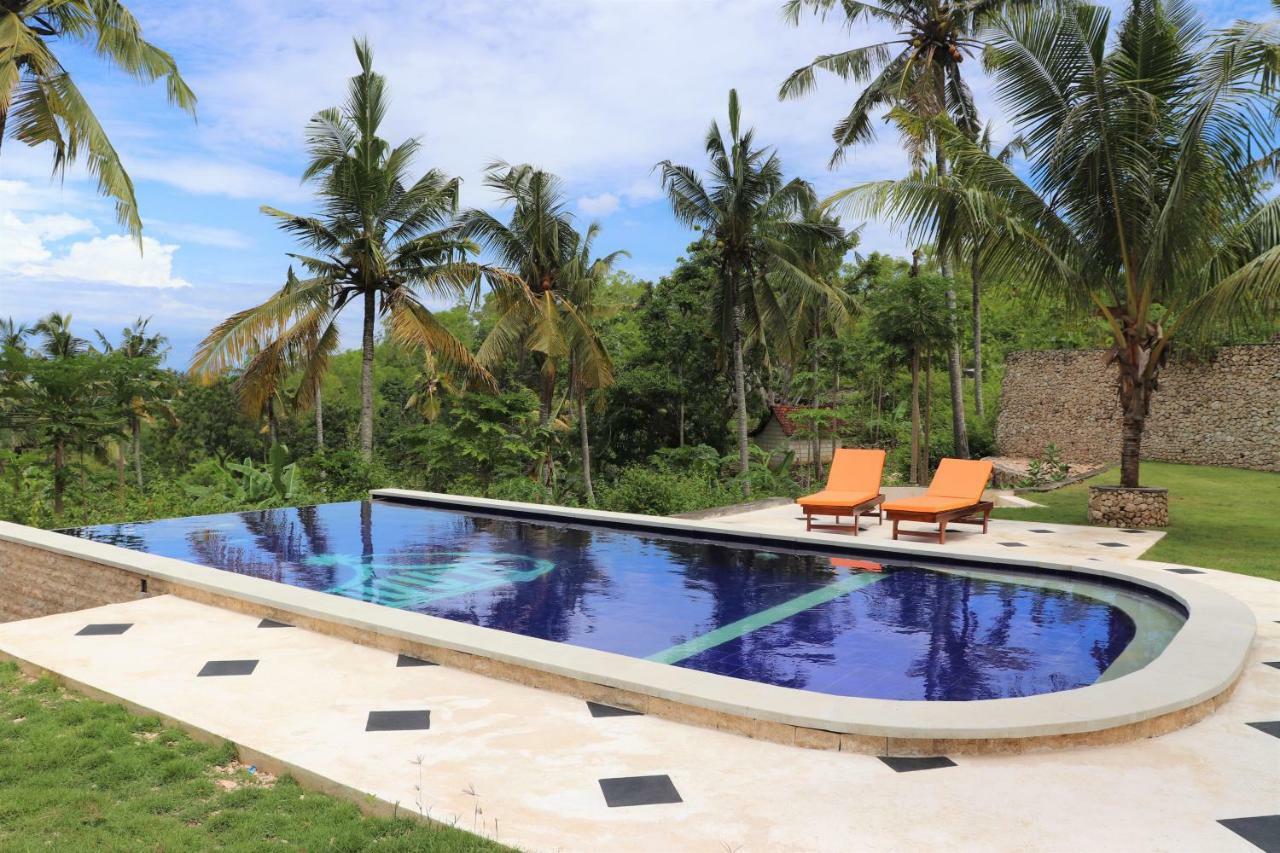 Villa Ume Tenang ヌサペニダ エクステリア 写真